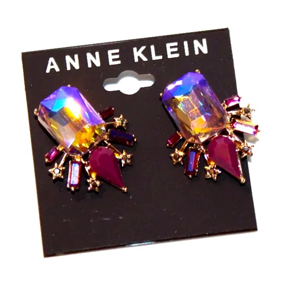 Anne Klein Jewelry - NWT ANNE KLEIN IRIDESCENT MULTI COLOR CRYSTAL HEART POST / STUD EARRINGS